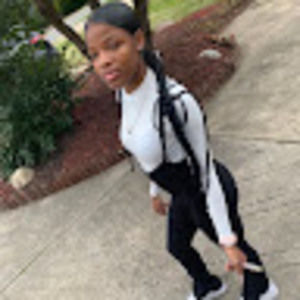 Meet your Posher, Jade